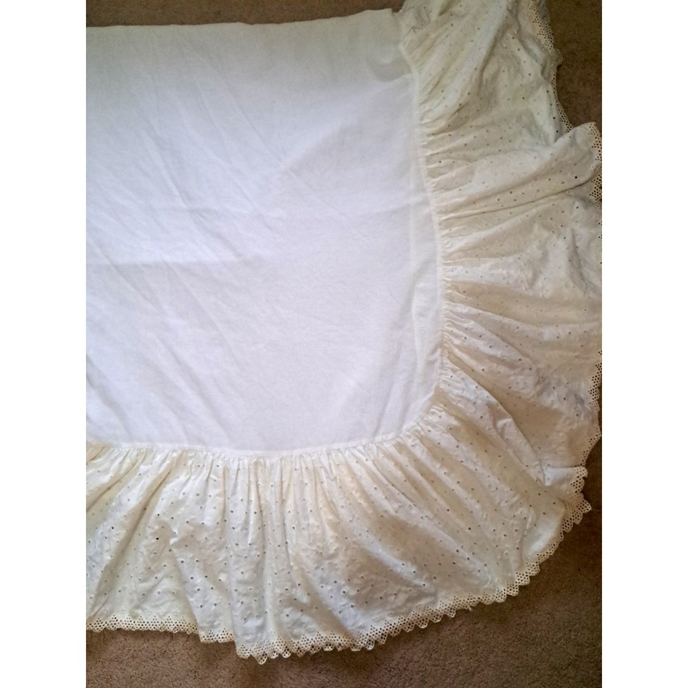 Bed Skirt Ivory Eyelet Embroidered  Cotton/Polyester 13.5" Queen Made In USA VTG